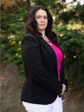 Meet The Posher, Tab’s Treasures